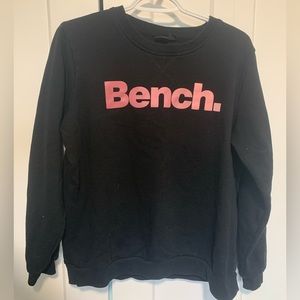 Bench women’s xl black crew neck sweater